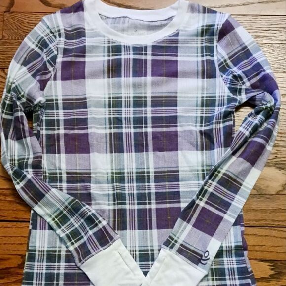 Cuddl Duds Stretch Thermal Plaid Top with Thumb Holes - Picture 1 of 8